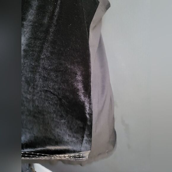 Abercrombie and Fitch Black Velvet Beaded Trim Cross Back Tank Top Sz M - Picture 7 of 9